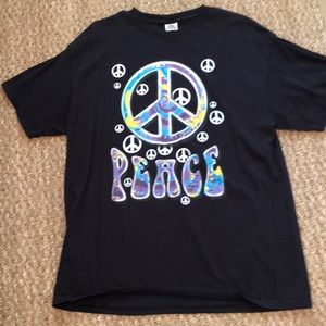 Men’s Black 60’s  Peace statement tee shirt 💯 cotton XL